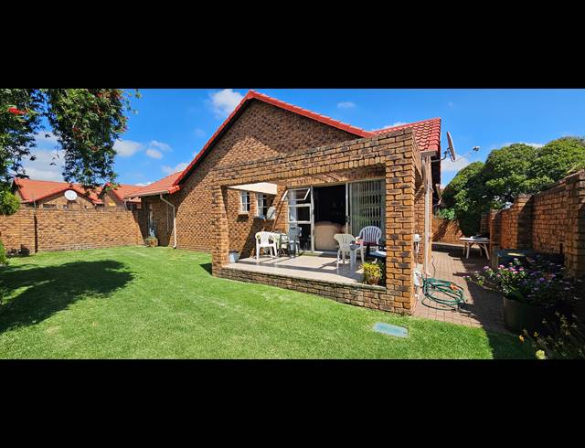 3 BEDROOM TOWNHOUSE FOR SALE IN RANDHART
